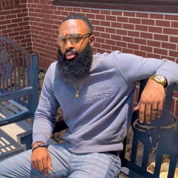 Meet your Posher, Armani - Picture 1 of 1